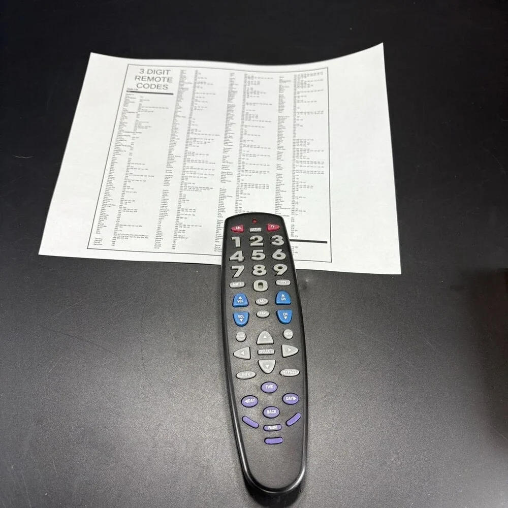 Universal Electronics URC-21XXXB01 Remote Control Clean Tested & Works